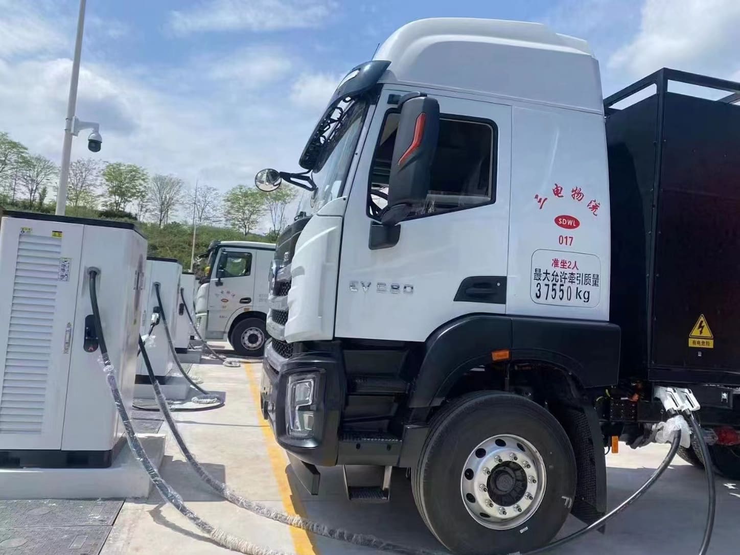 120kW/160kW Dual-Gun DC Fast Charger | OCPP Station 2 Heavy Duty Fleets EV Charging Station