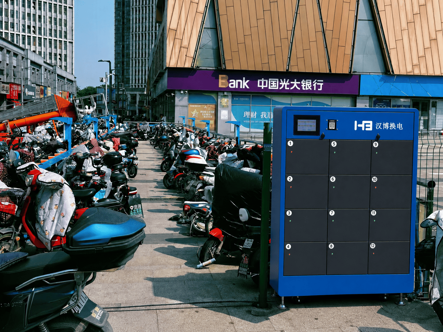 Home 34 battery exchange station
