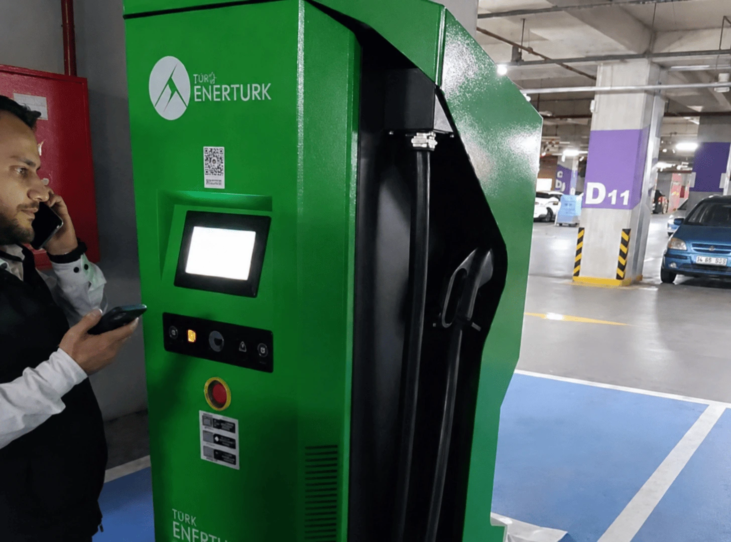 180kW-240kW Commercial DC Charging Station with Credit Card & RFID Payment 4 ev charger project in asia